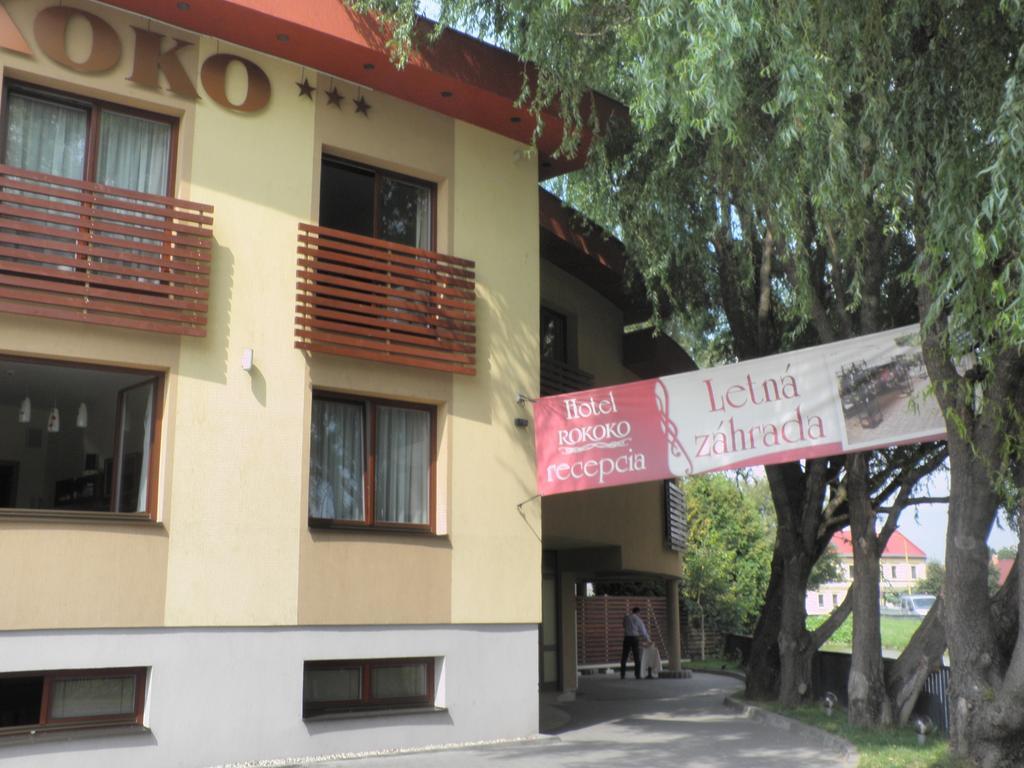 Hotel Rokoko Kosice Bagian luar foto