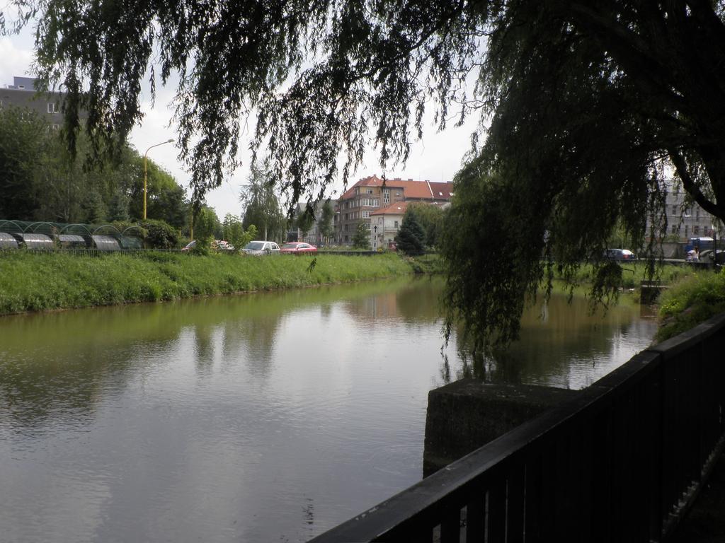 Hotel Rokoko Kosice Bagian luar foto